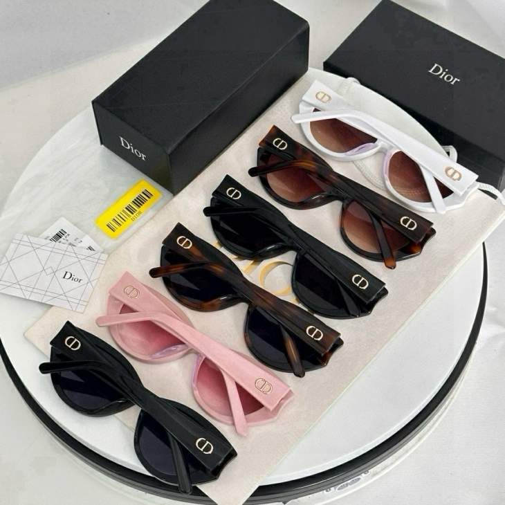 Picture of Dior Sunglasses _SKUfw77619911fw
